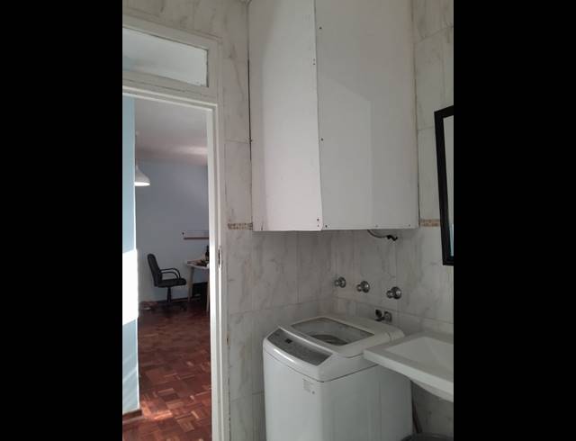 1 BEDROOM APARTMENT FOR SALE IN ESSENWOOD